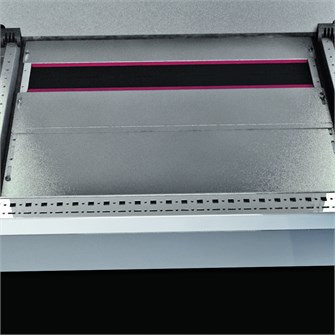 Щеточный ввод TEOS для шкафа 800 мм. TP 923801