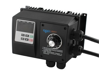 Преобразователь частоты пыле- влагозащищенный INNOVERT IPD152P21B-VR IP54, 1,5 кВт (вход: 1фаза x 220В / выход: 3фазы х 220В) выходной ток 7 А, встроенный потенциометр IPD152P21B-VR